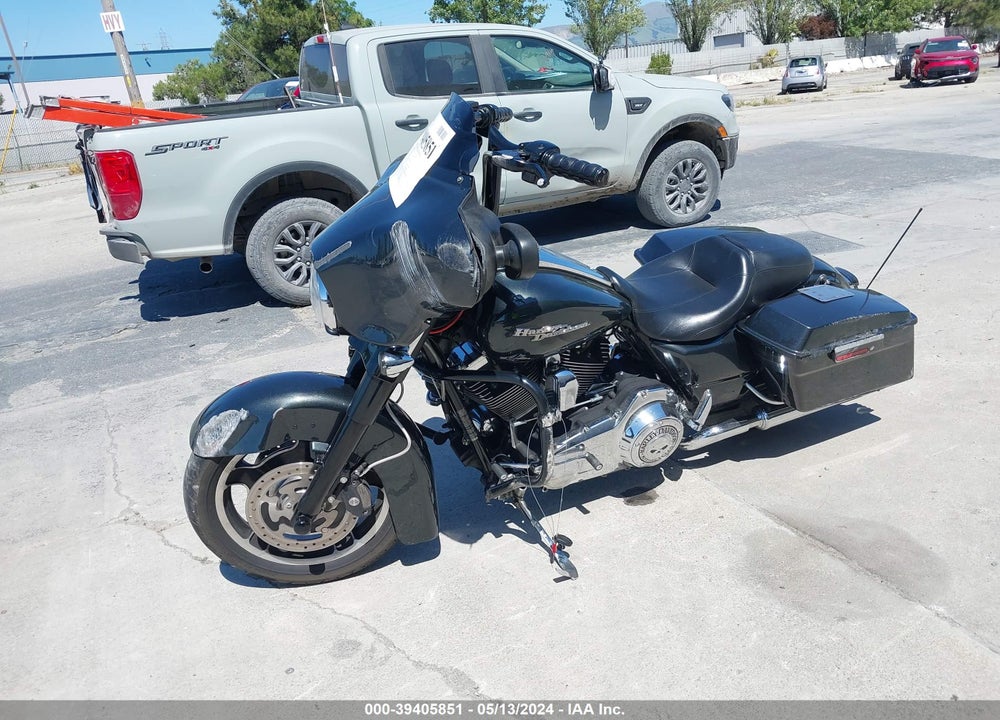 2009 HARLEY-DAVIDSON FLHX VIN: 1HD1KB4179Y624341