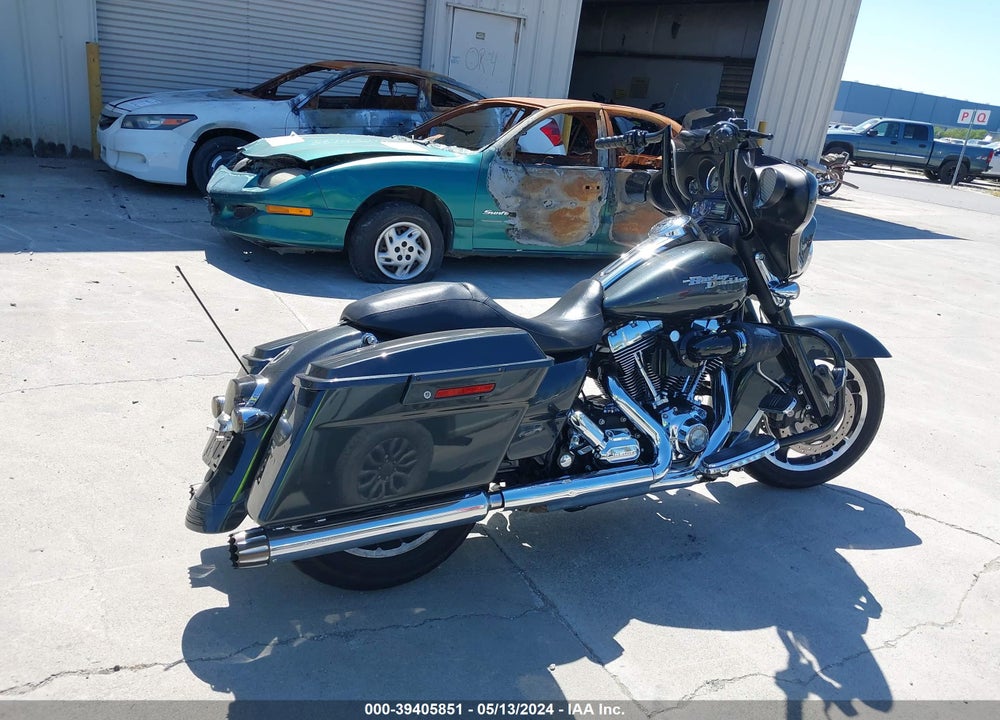 2009 HARLEY-DAVIDSON FLHX VIN: 1HD1KB4179Y624341