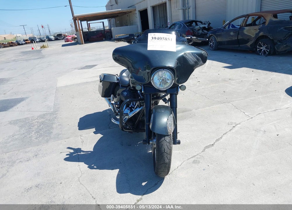 2009 HARLEY-DAVIDSON FLHX VIN: 1HD1KB4179Y624341