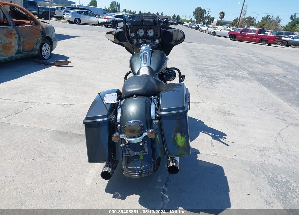 2009 HARLEY-DAVIDSON FLHX VIN: 1HD1KB4179Y624341