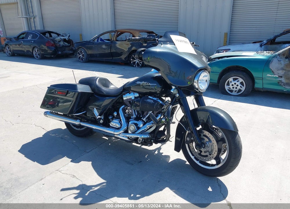 2009 HARLEY-DAVIDSON FLHX VIN: 1HD1KB4179Y624341