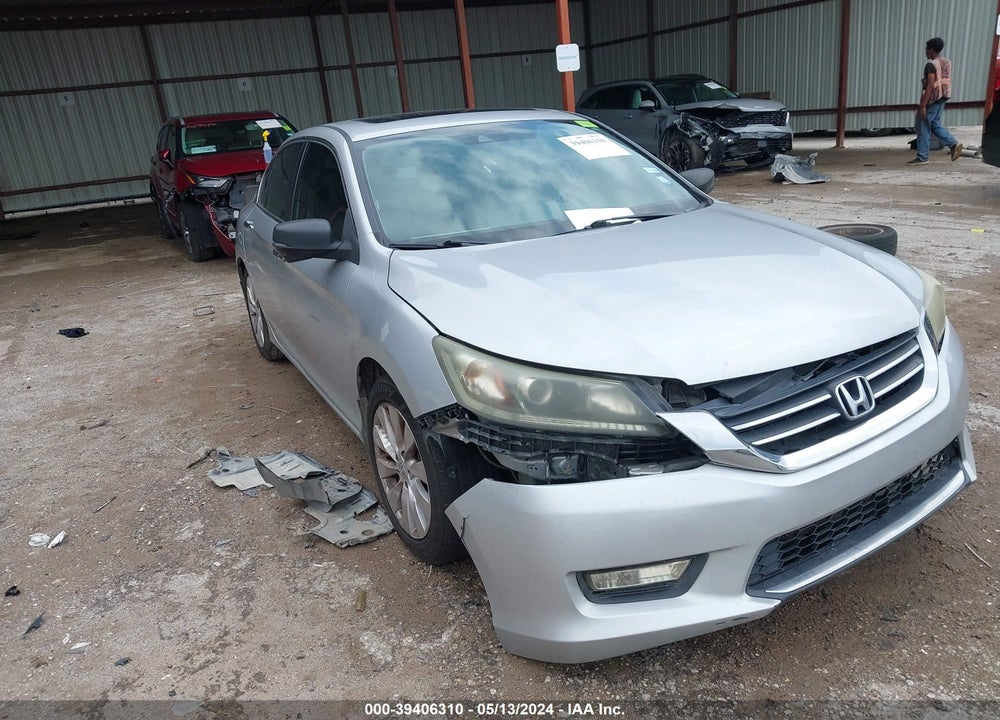 2015 HONDA ACCORD EX-L VIN: 1HGCR2F81FA020886
