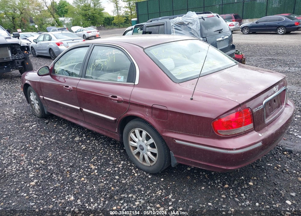 2002 HYUNDAI SONATA GLS/LX VIN: KMHWF35H42A725702