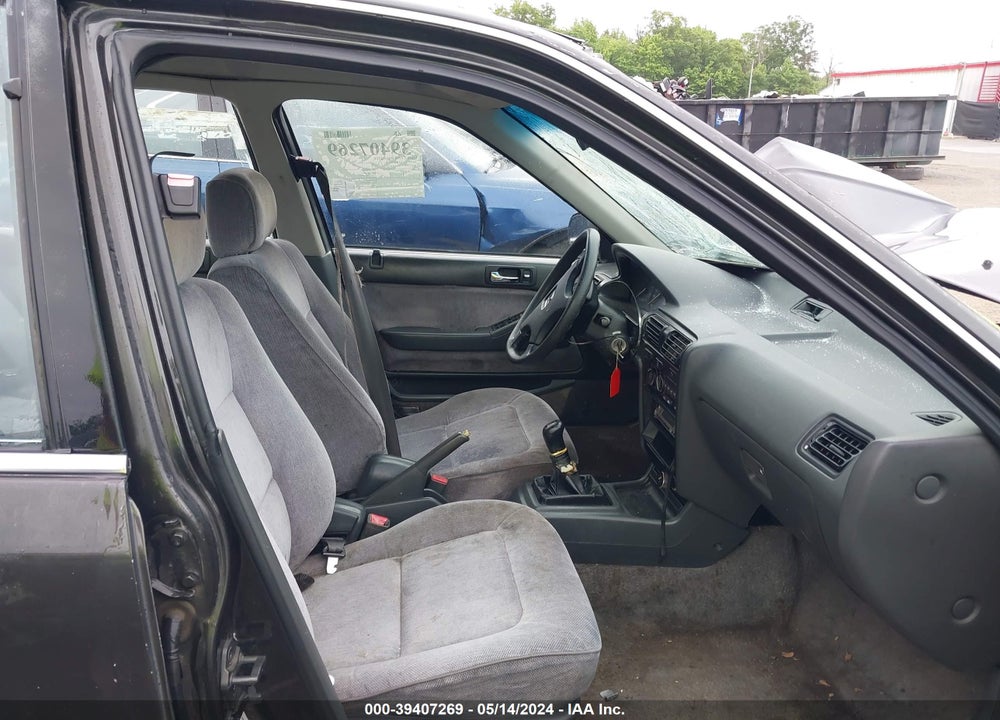 1991 HONDA ACCORD LX/EX VIN: 1HGCB7557MA193947