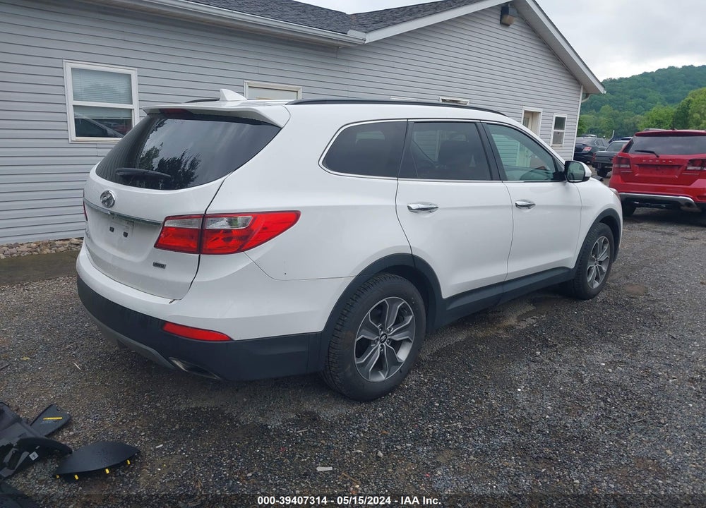 2016 HYUNDAI SANTA FE SE VIN: KM8SMDHF4GU159020
