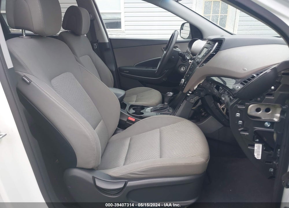 2016 HYUNDAI SANTA FE SE VIN: KM8SMDHF4GU159020