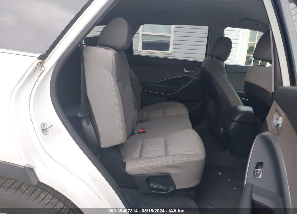 2016 HYUNDAI SANTA FE SE VIN: KM8SMDHF4GU159020
