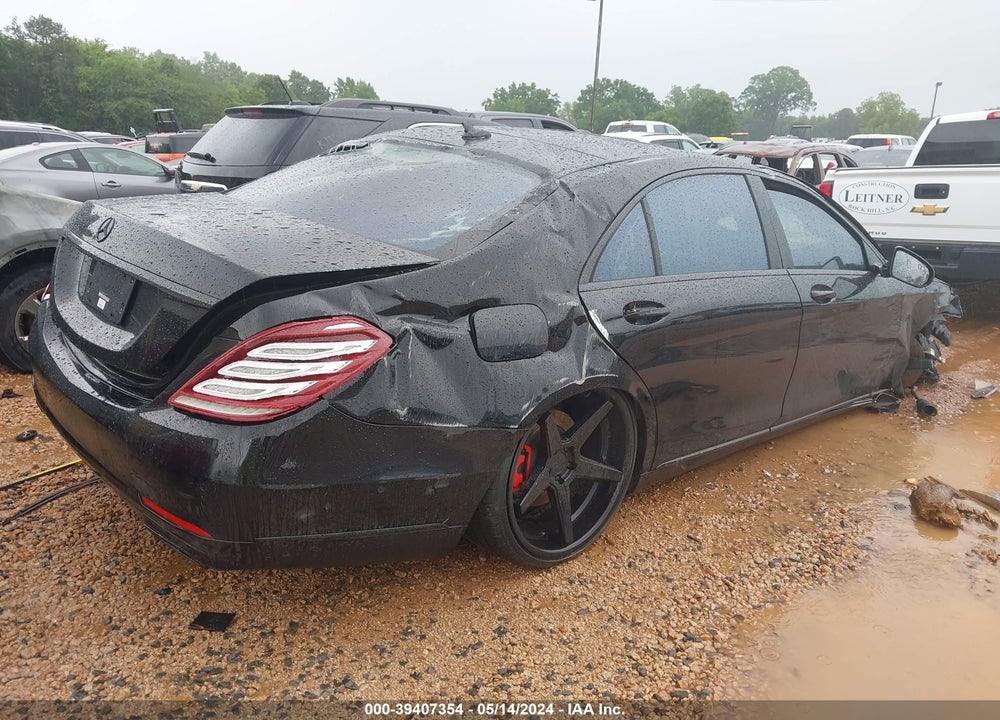 2015 MERCEDES-BENZ S 550 4MATIC VIN: WDDUG8FB7FA149826