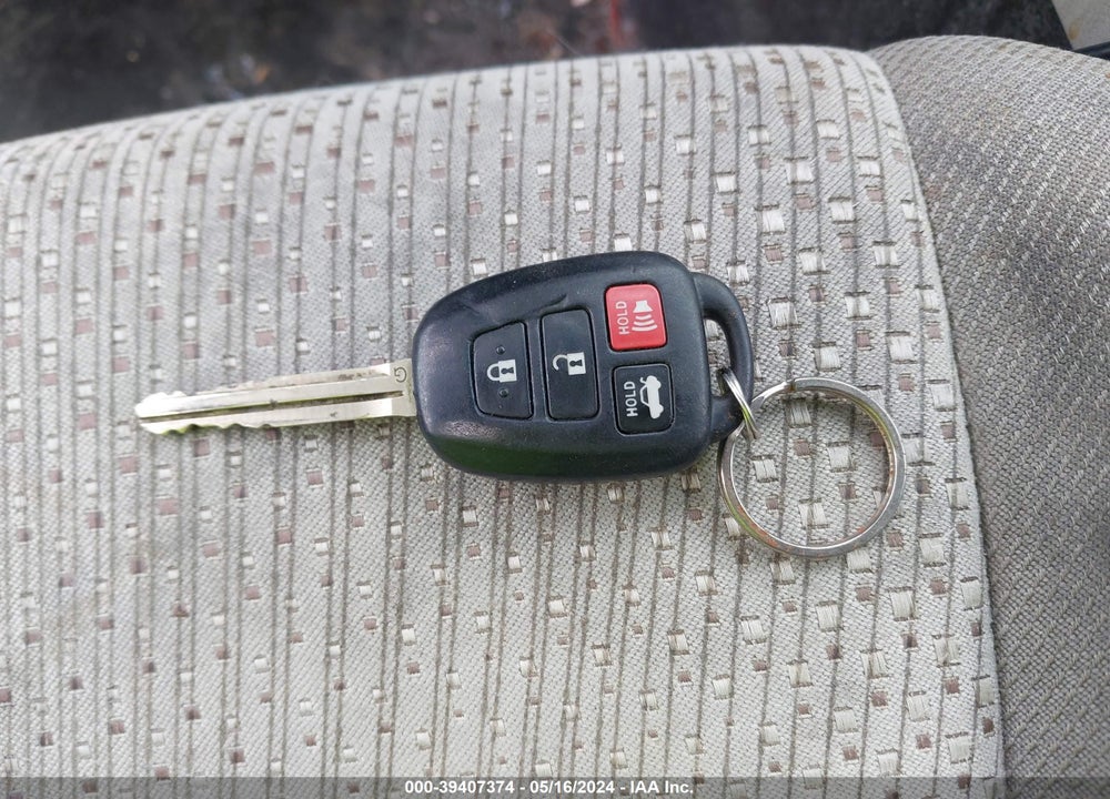 2014 TOYOTA CAMRY LE VIN: 4T4BF1FK4ER377857