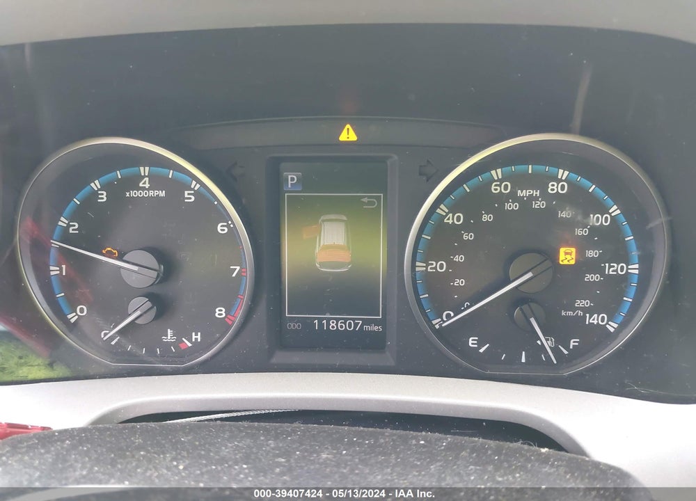 2018 TOYOTA RAV4 LE VIN: 2T3BFREVXJW737431