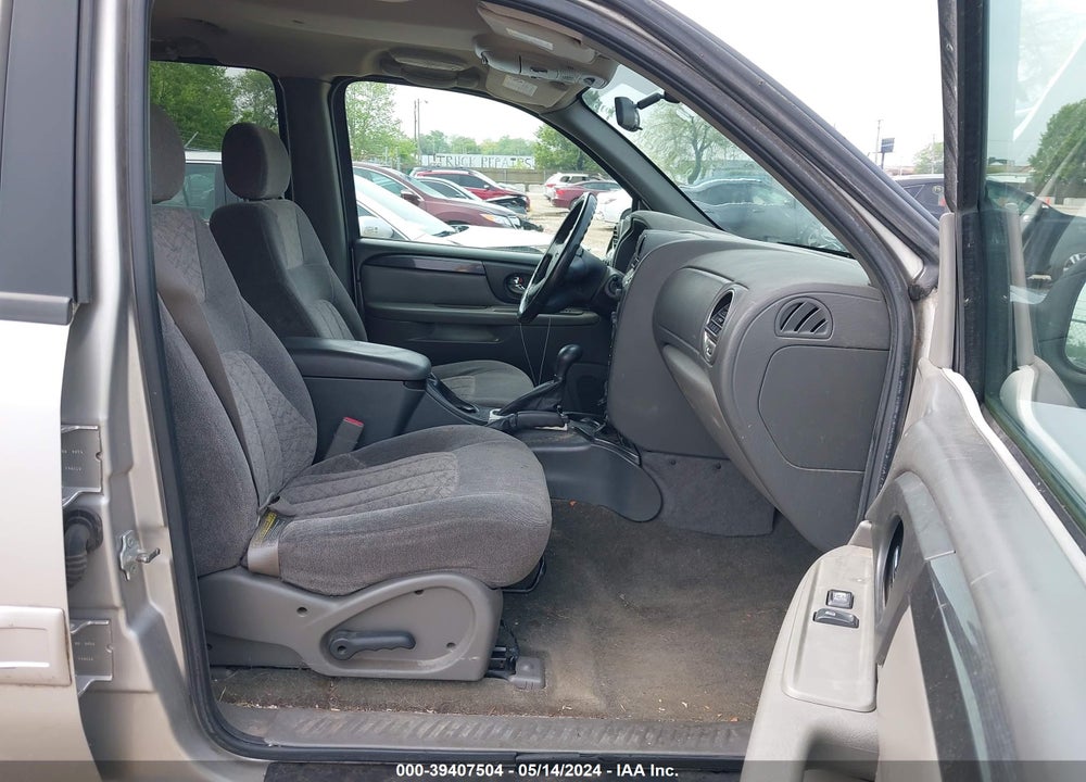 2004 GMC ENVOY XL SLE VIN: 1GKET16S646213814