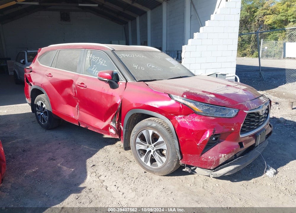 2023 TOYOTA HIGHLANDER HYBRID XLE VIN: 5TDKBRCH1PS583467