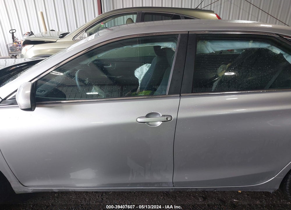 2016 TOYOTA CAMRY VIN: 4T4BF1FK0GR541270