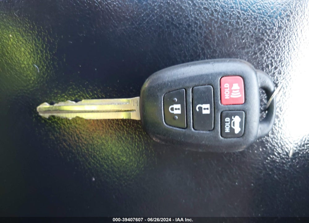 2016 TOYOTA CAMRY VIN: 4T4BF1FK0GR541270
