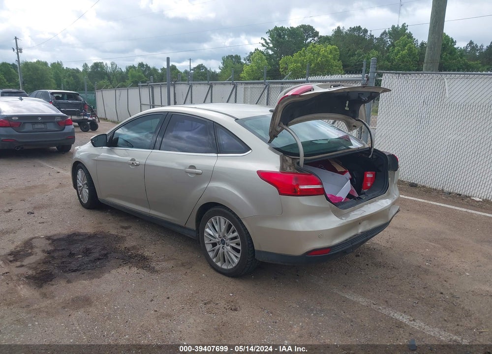 2018 FORD FOCUS TITANIUM VIN: 1FADP3J22JL271792