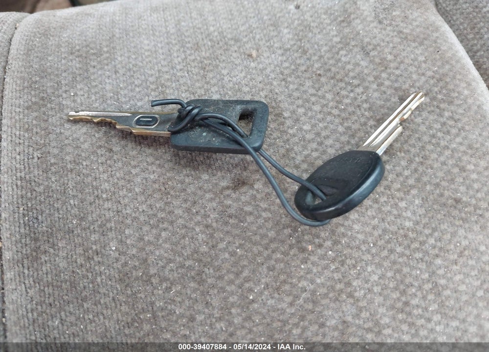 1998 CHEVROLET LUMINA VIN: 2G1WL52M3W9202482