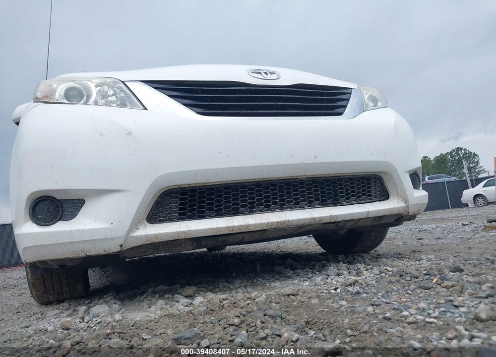 2012 TOYOTA SIENNA LE V6 8 PASSENGER VIN: 5TDKK3DC8CS190706