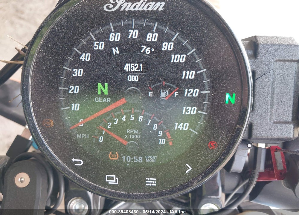 2023 INDIAN MOTORCYCLE CO. FTR R CARBON VIN: 56KRZR221P3009129