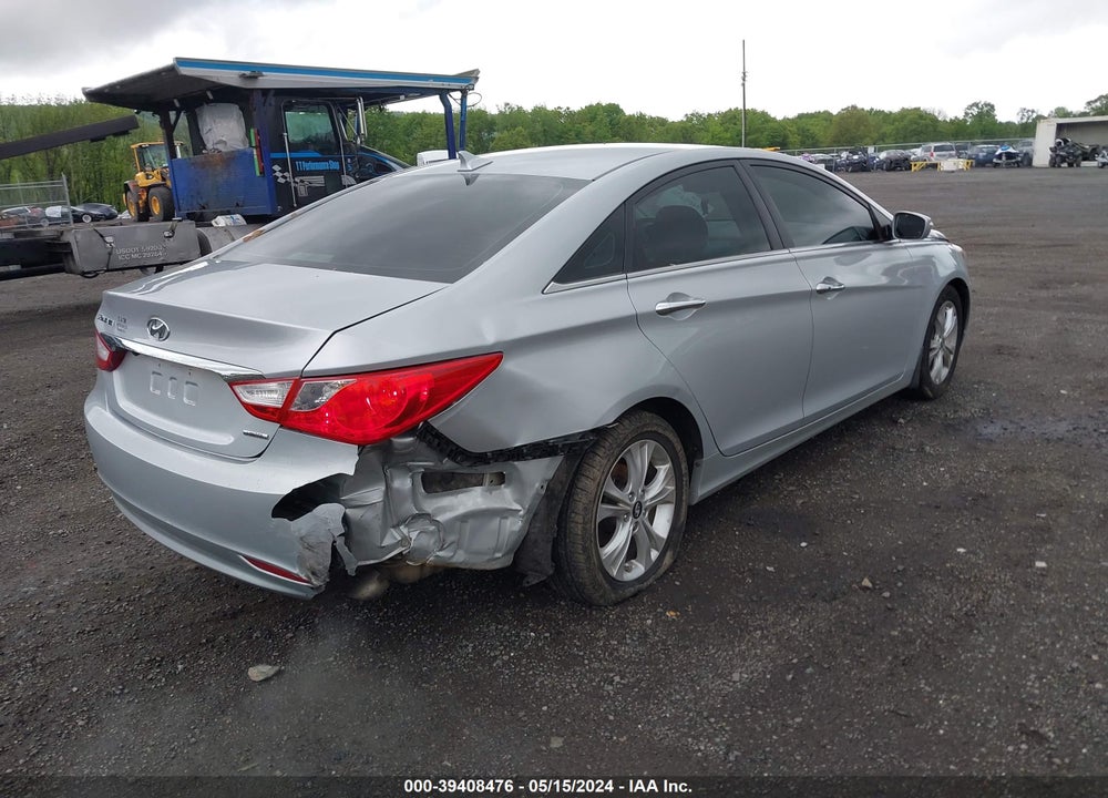 2011 HYUNDAI SONATA LIMITED VIN: 5NPEC4AC5BH114952