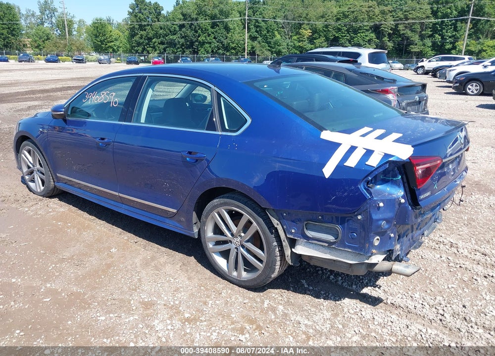 2017 VOLKSWAGEN PASSAT 1.8T R-LINE VIN: 1VWDT7A32HC008523