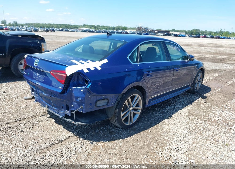 2017 VOLKSWAGEN PASSAT 1.8T R-LINE VIN: 1VWDT7A32HC008523