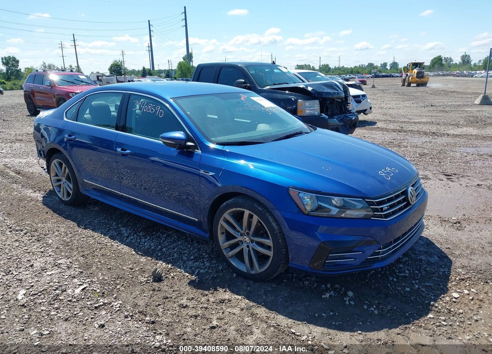 2017 VOLKSWAGEN PASSAT 1.8T R-LINE VIN: 1VWDT7A32HC008523