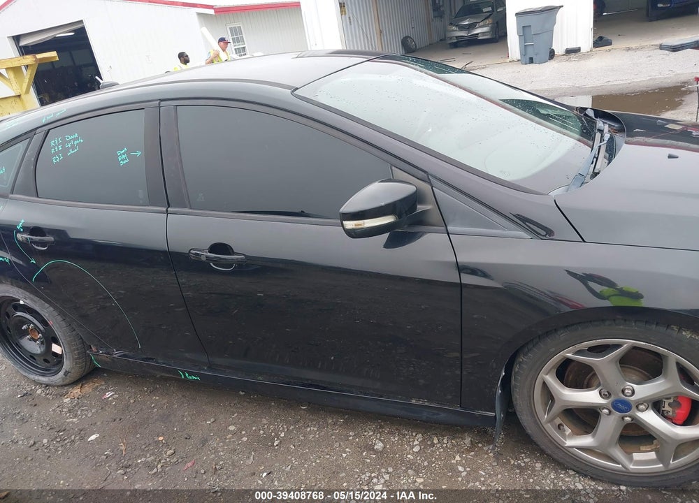 2014 FORD FOCUS ST VIN: 1FADP3L97EL339388