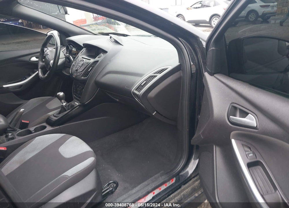 2014 FORD FOCUS ST VIN: 1FADP3L97EL339388