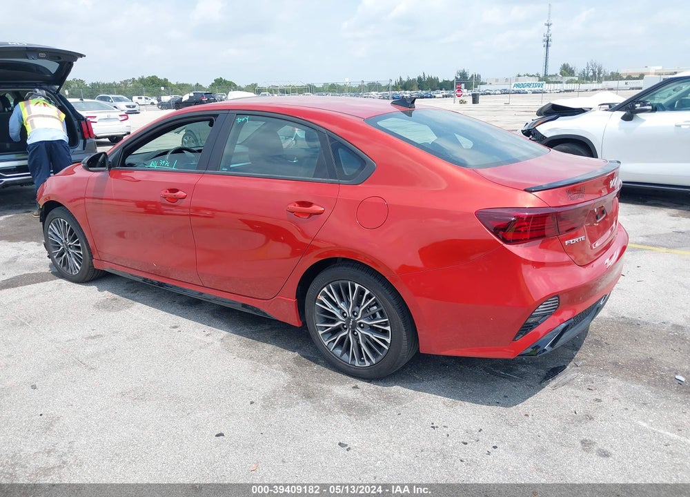 2024 KIA FORTE GT LINE VIN: 3KPF54AD9RE734127