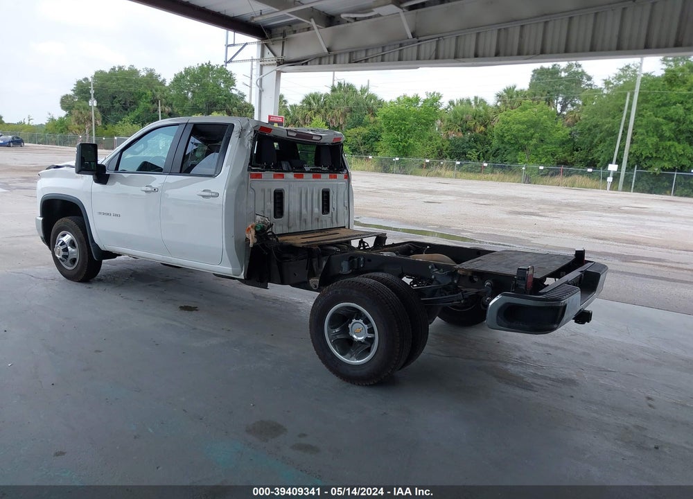 2024 CHEVROLET SILVERADO 3500HD 4WD DOUBLE CAB LONG BED LT VIN: 1GC5YTEY3RF130170