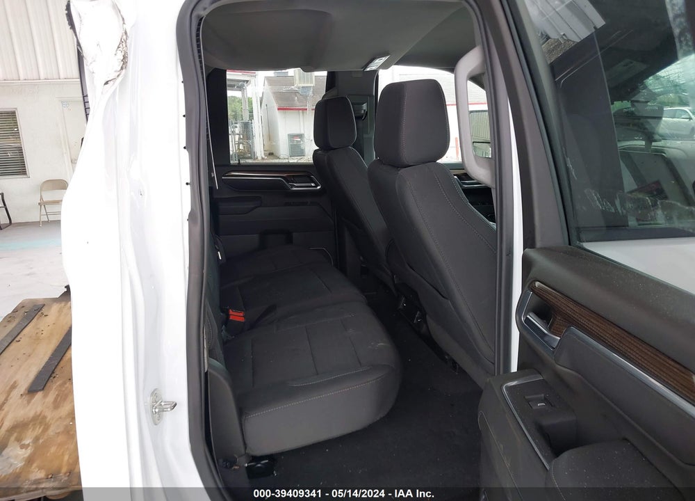 2024 CHEVROLET SILVERADO 3500HD 4WD DOUBLE CAB LONG BED LT VIN: 1GC5YTEY3RF130170