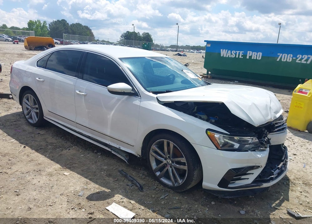 2016 VOLKSWAGEN PASSAT 1.8T R-LINE VIN: 1VWAT7A32GC060428