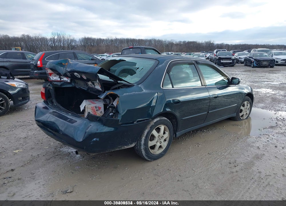 2000 HONDA ACCORD 2.3 SE VIN: 1HGCG5678YA105984