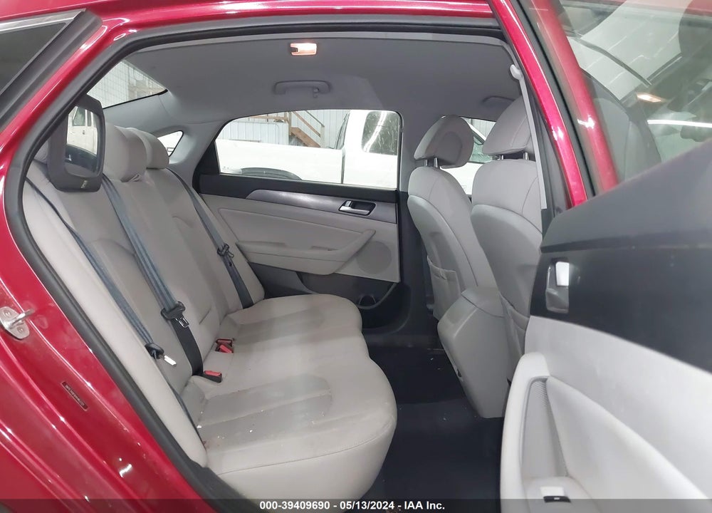 2017 HYUNDAI SONATA SPORT VIN: 5NPE34AF6HH463721