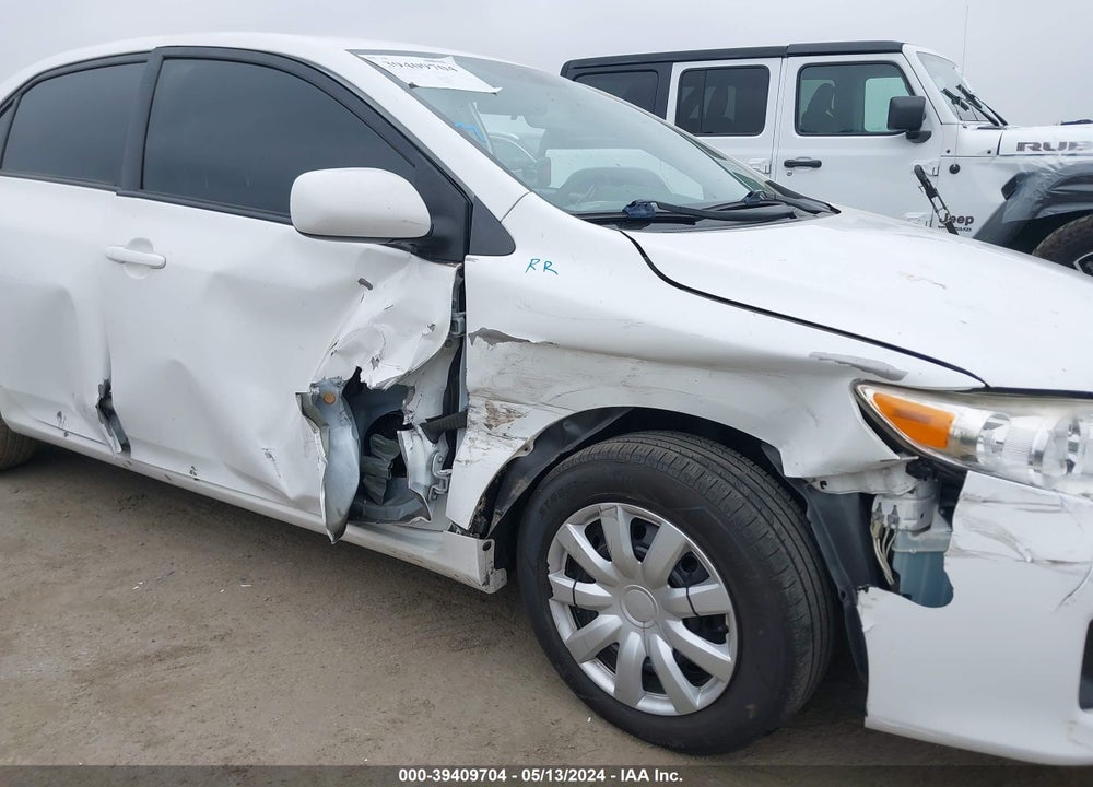 2011 TOYOTA COROLLA LE VIN: 2T1BU4EE0BC541390
