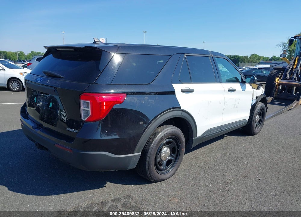 2022 FORD POLICE INTERCEPTOR UTILITY VIN: 1FM5K8AB6NGA01131