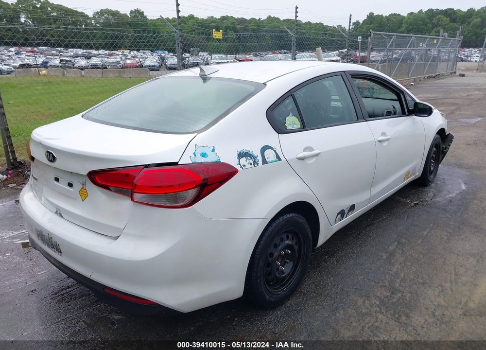 2018 KIA FORTE LX VIN: 3KPFL4A71JE179341