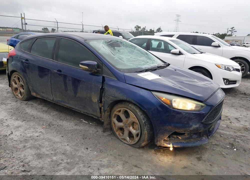 2017 FORD FOCUS ST VIN: 1FADP3L93HL256318