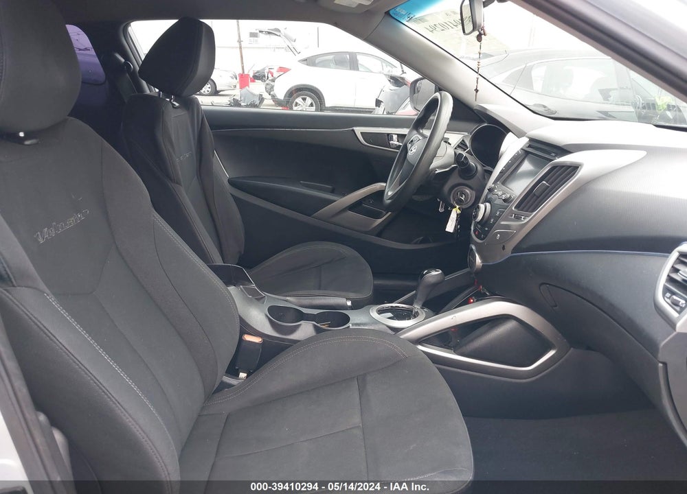 2015 HYUNDAI VELOSTER VIN: KMHTC6AD2FU239605