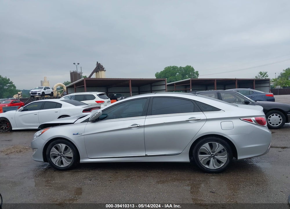 2013 HYUNDAI SONATA HYBRID LIMITED VIN: KMHEC4A44DA068416