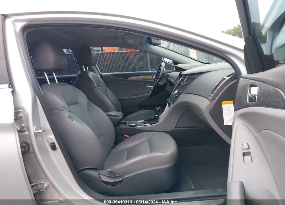 2013 HYUNDAI SONATA HYBRID LIMITED VIN: KMHEC4A44DA068416