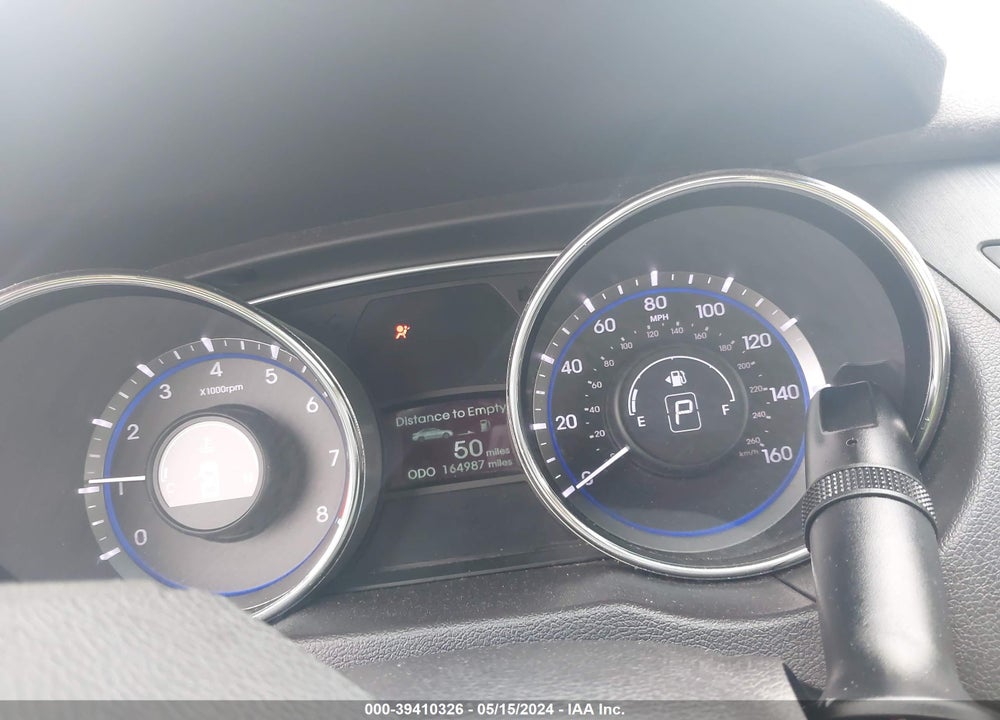 2011 HYUNDAI SONATA VIN: 5NPEB4AC0BH065808