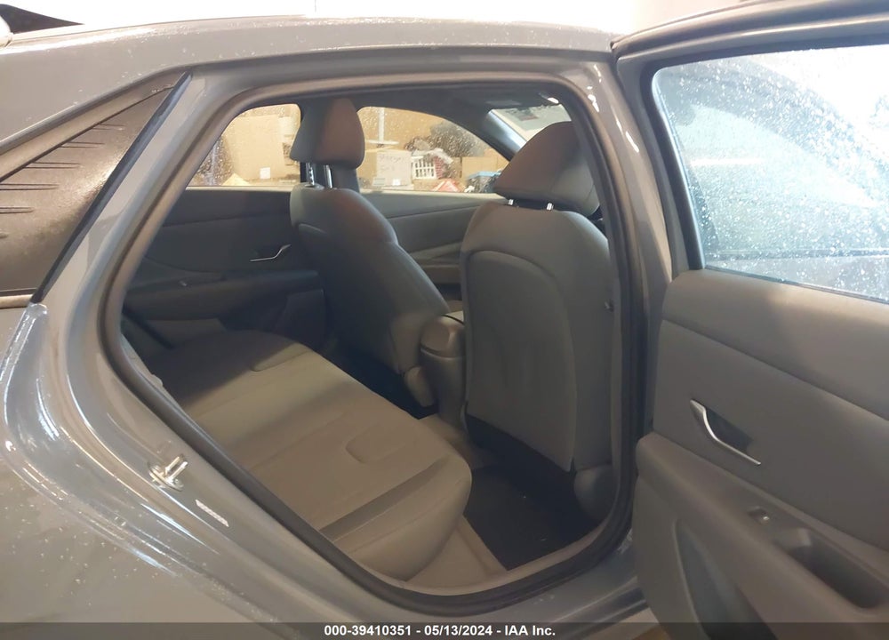 2022 HYUNDAI ELANTRA SE VIN: KMHLL4AG2NU287134