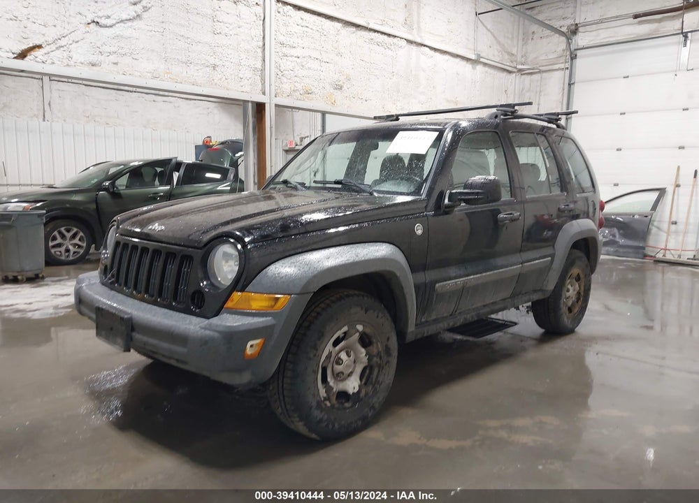 2005 JEEP LIBERTY VIN: 1J4GL48KX5W534656