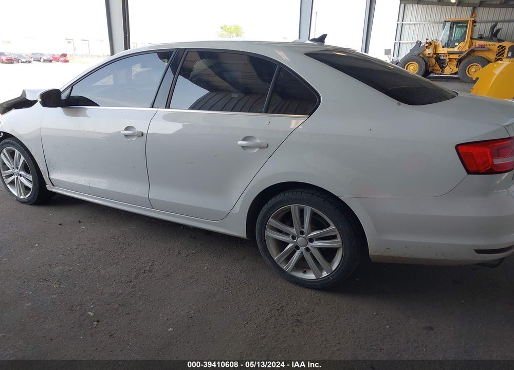 2015 VOLKSWAGEN JETTA 1.8T SEL VIN: 3VWL07AJ0FM274654