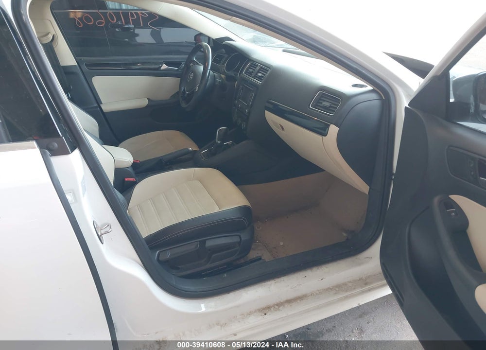 2015 VOLKSWAGEN JETTA 1.8T SEL VIN: 3VWL07AJ0FM274654