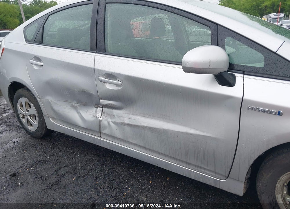 2010 TOYOTA PRIUS III VIN: JTDKN3DUXA0026020