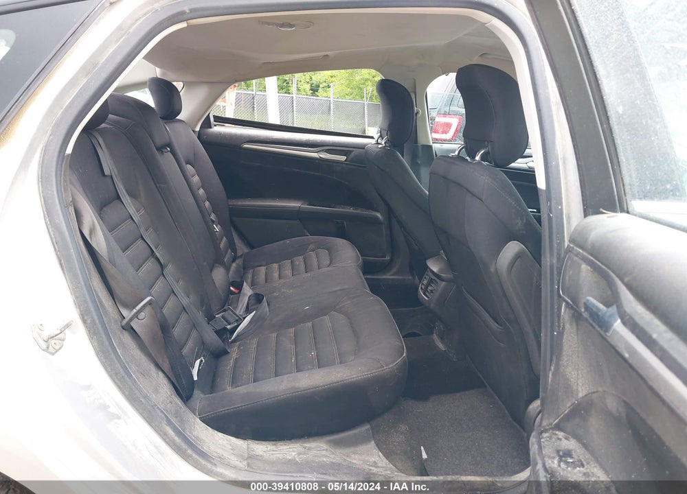 2013 FORD FUSION SE VIN: 3FA6P0H74DR321641