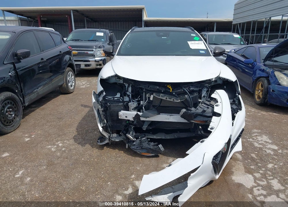 2023 ALFA ROMEO STELVIO ESTREMA AWD VIN: ZASPAKBNXP7D50017