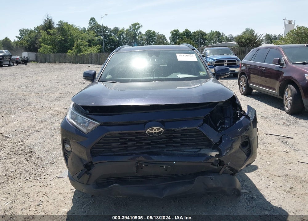 2019 TOYOTA RAV4 XLE VIN: JTMP1RFV8KD514497